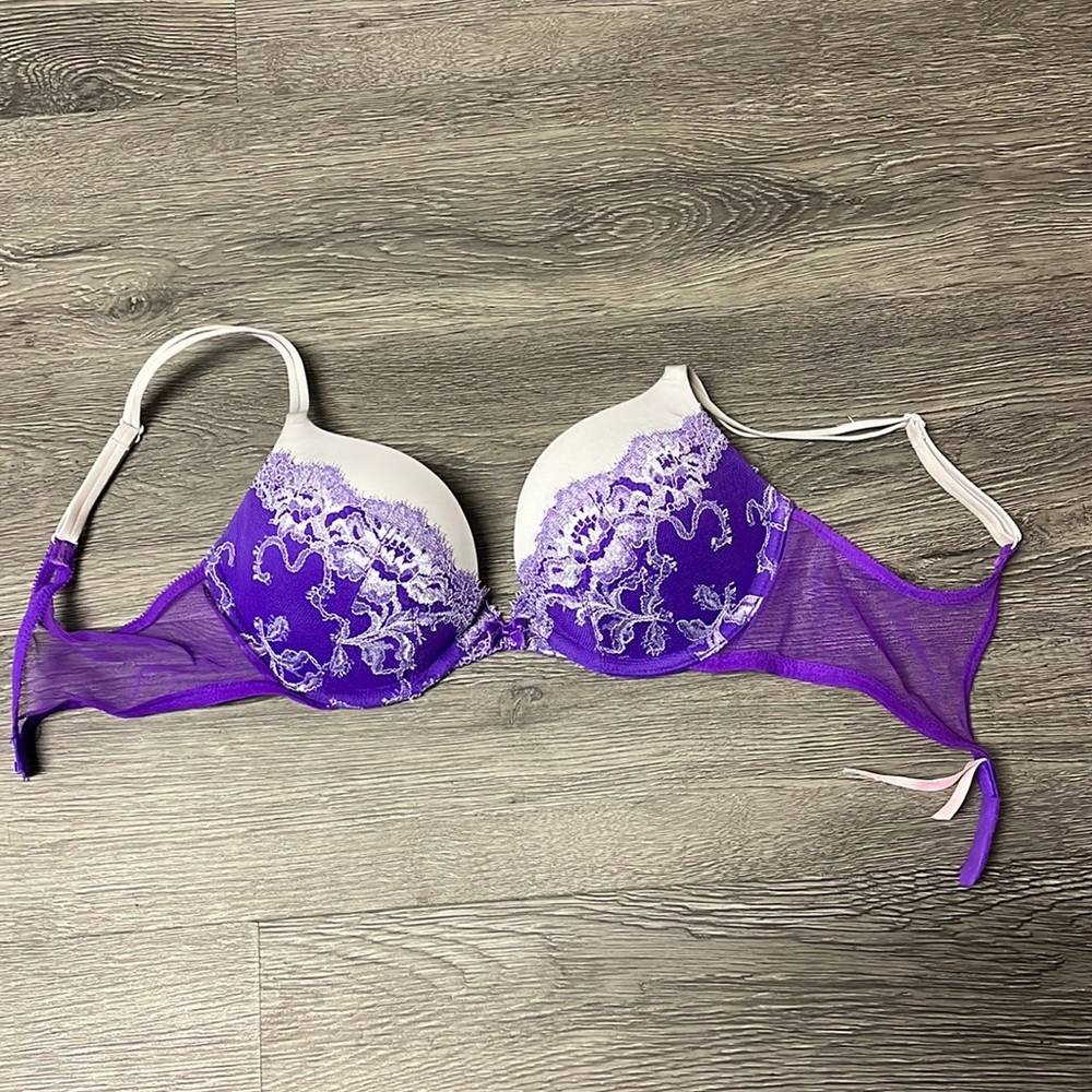 Victoria’s Secret bra